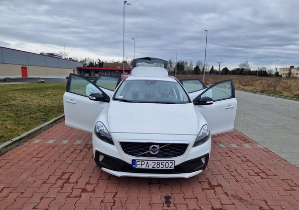 Volvo V40 cena 49000 przebieg: 147600, rok produkcji 2013 z Nowa Dęba małe 232